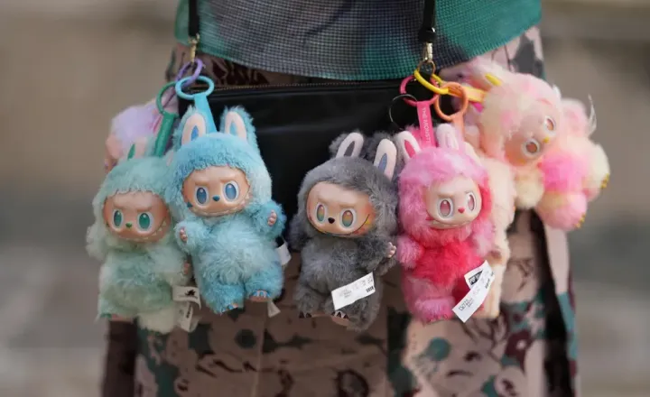 %F0%9F%94%A5%20Original%20Labubu%20Doll%20%F0%9F%8E%81%20Blind%20Box%20%E2%80%93%20Random%20Design%20%F0%9F%8C%9F%20The%20Monsters%20Big%20into%20Energy%20Series%20%E2%9C%A8%20Vinyl%20Plush%20Blind%20Box%20%7C%20Collectible%20Action%20Figure%20(6%20Inch)%20%7C%20Gift%20&%20Home%20D%C3%A9cor%20-%20Image%205
