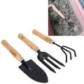 Three Pieces Garden Equipment Set. 