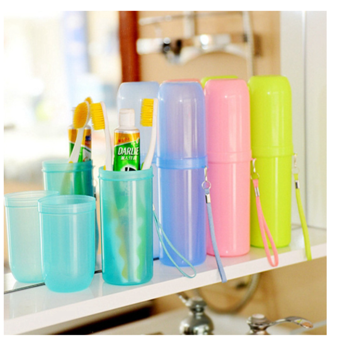 PREMIUM%20QUALITY%20PORTABLE%20TOOTHBRUSH%20HOLDER%20-%20Image%202