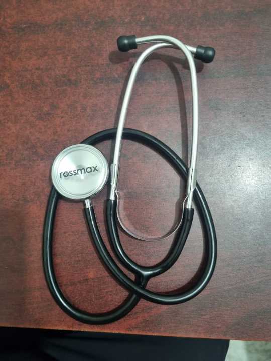 Rossmax%20Analog%20Blood%20Pressure%20Machine%20&%20Stethoscope%20Set%20-%20Image%204