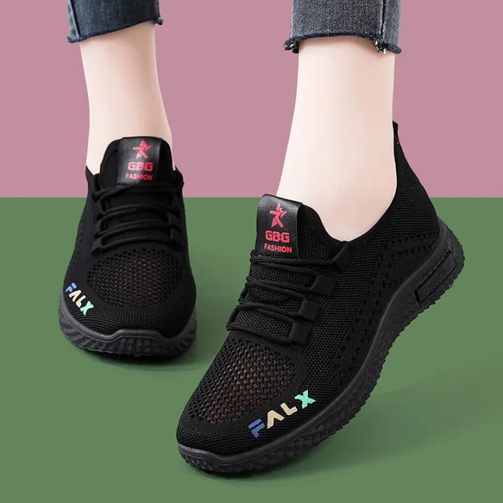 Mesh%20Surface%20Shoes%20Women's%20Breathable%20Mesh%20Sneakers%20Summer%20Flyknit%20Non-Slip%20Casual%20Hollow%20out%20Mom%20Shoes%20Korean%20Style%20All-Matching%20Running%20Shoes%20-%20Image%203