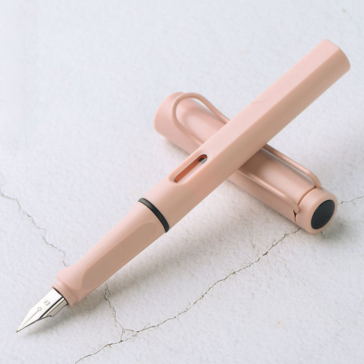 Lamy%20Safari%20Fountain%20Pen%20Classic%20Design%200.5mm%20Fine%20Point%20Elegant%20Writing%20Pen%20-%20Image%204