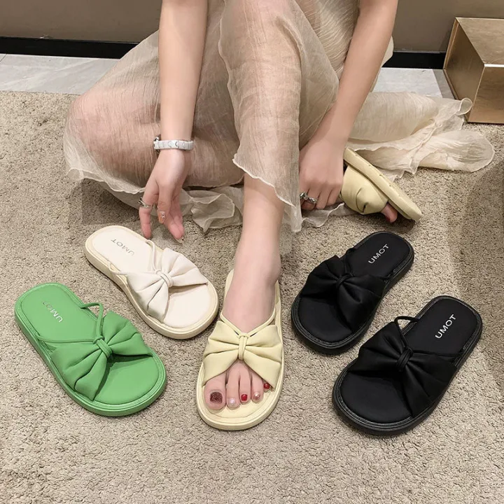 French%20high-end%20flat%20sandals,%20women's%20new%20niche%20fashion%20fairy%20style,%20wear%20slippers%20on%20behalf%20of%20others%20-%20Image%203
