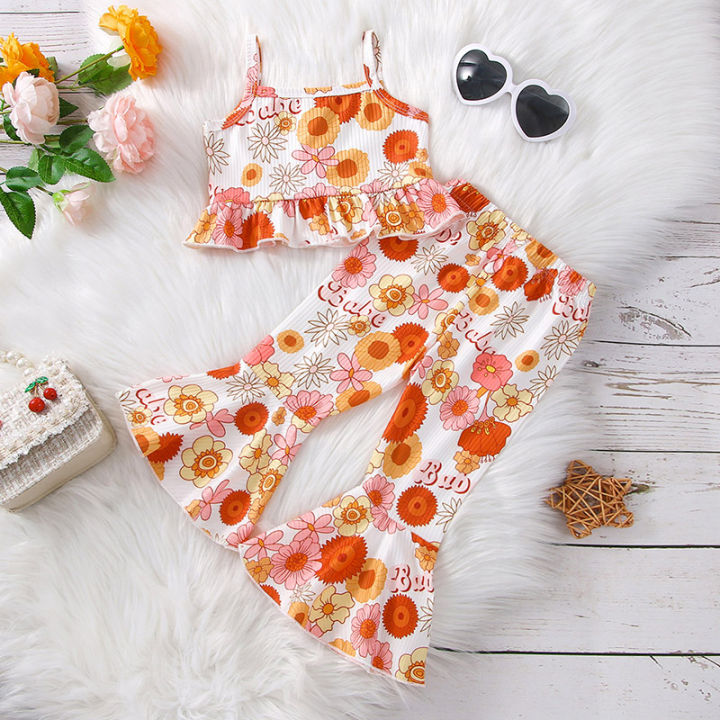 Toddler%20Kid%20Girl%20Clothes%20Set%20Letter/Butterfly%20Floral%20Printed%20Sling%20Buttons%20Ruffle%20Hem%20Tank%20Tops%20with%20Elastic%20Waist%20Flared%20Pants%20-%20Image%203