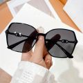 Polarized Gradient Sunglasses For Women, Fashionable And Retro Women's Glasses With A Zipper Glasses Case.