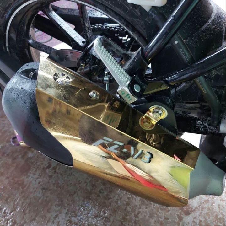 Premium Quality Yamaha Fz v3 Silencer Cover Golden Colour