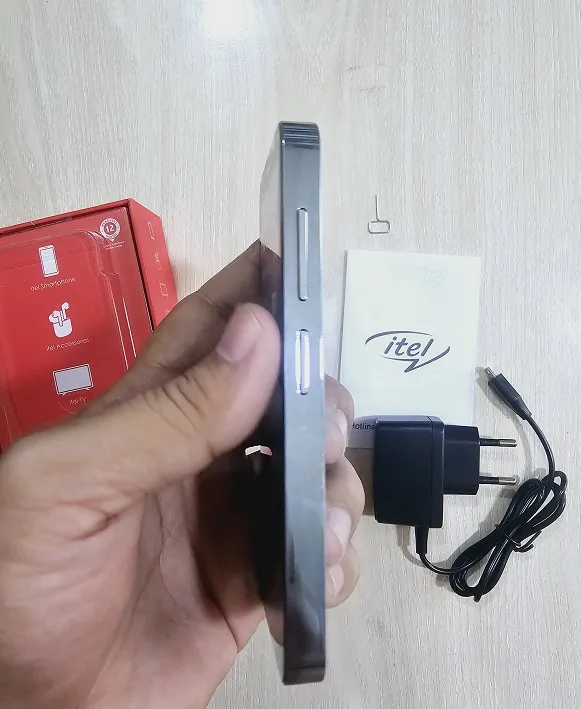 itel%20Magic%204%20Smart%20Touch%20Button%20Mobile%20Phone%20-%20Image%207