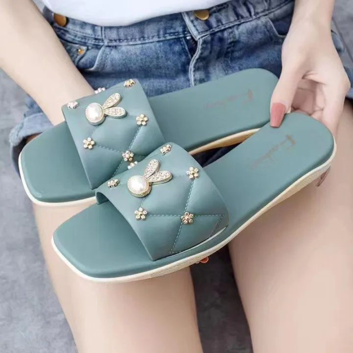 Heyada's%20new%20summer%20cross-border%20women's%20outdoor%20slippers%20are%20fashionable%20and%20casual%20flat%20home%20women's%20shoes%20beach%20sandals%20-%20Image%202