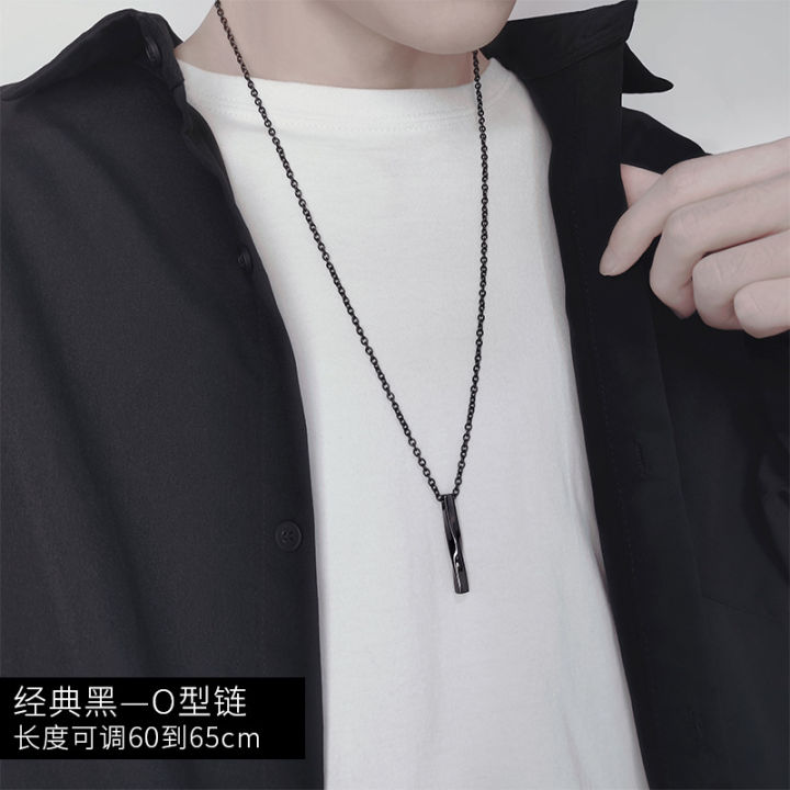 Stylish%20Accessories%20Men's%20Accessories%20Rectangle%20Necklaces%20Fashion%20Jewelry%20-%20Image%205