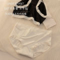 New Japanese Panties Women's Cotton Traceless Girl Simple Japanese Black and White Mid-Waist Student Lace Briefs.