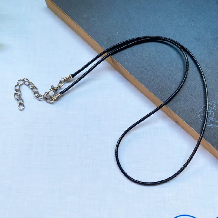 Thin%20black%20leather%20cord%20necklace%20for%20Man%20-%20Image%208