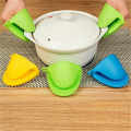 2PC Grip Oven Pot Holder Baking BBQ Cook Tools Mini Kitchen Non-slip Heat Resistant Oven Mitts Silicone Glove. 