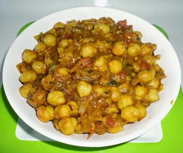 Organiac%20Premium%20Kabuli%20Chana/Chola%20(White%20Chick%20Peas),1kg%20-%20Image%204