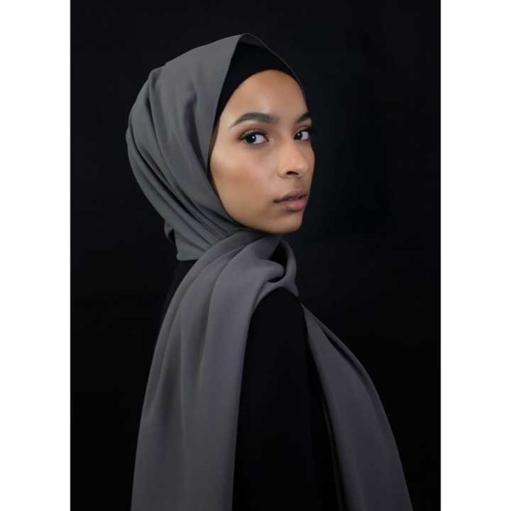 Premium%20Cherry%20Chiffon%20Hijab%20For%20Women%20-%20Image%206
