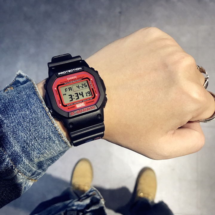 (Ready%20Stock)%20G-Shock%20x%20Spider-Man%20Men%20Watch%20Digital%20Sport%20Watch%20LED%20Display%20Water%20Resistant%20Shockproof%20and%20Waterproof%20World%20Time%20LED%20Auto%20Light%20Sports%20Square%20Wrist%20Watches%20DW-5600SPIDER-1PR%20-%20Image%206