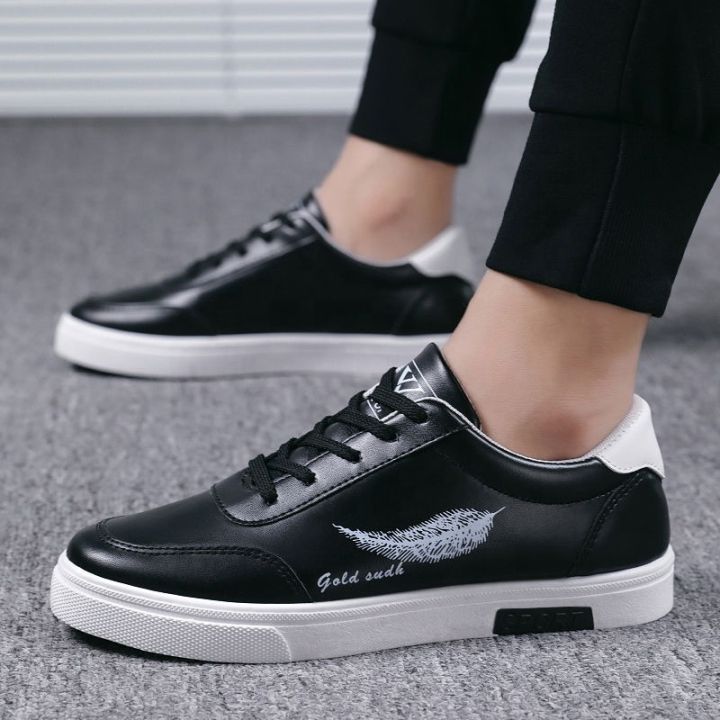 Sneakers%20Flyknit%20Lightweight%20Slip-On%20Men%20-%20Elevate%20Your%20Style%20With%20Comfortable%20And%20Trendy%20Men'S%20Sneakers%20-%20Image%203