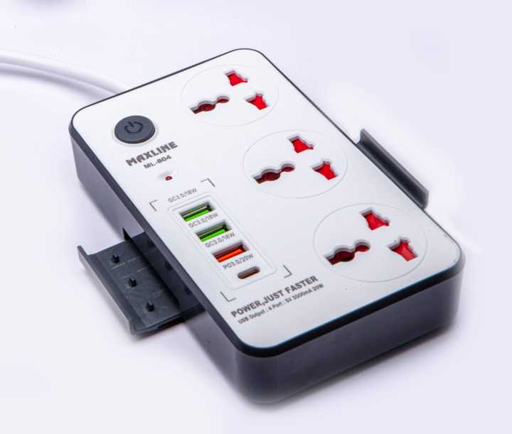 Maxline%20ML-804%20Multiplug%203%20Ways%20Power%20Socket%20And%204USB%20Port%20With%20Adjust%202%20Mobile%20Stand%202%20Yard/%206%20Feet%20Cable%20White%20Colour%20-%20Image%204