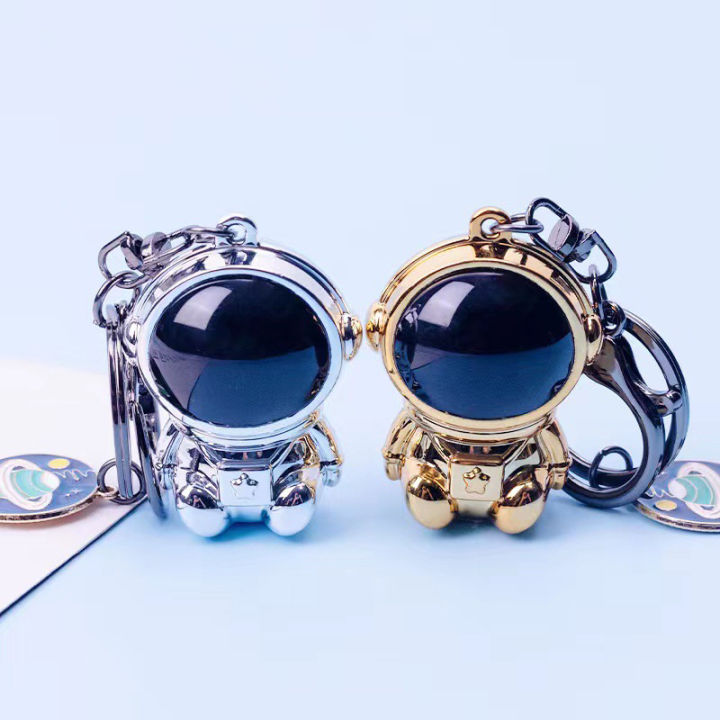 Trendy%20Astronaut%20Key%20Chains%20Lovely%20Hip%20Hop%20Colorful%20Astronaut%20Anime%20Keychain%20Sunlight%20Super%20Store%20-%20Image%205