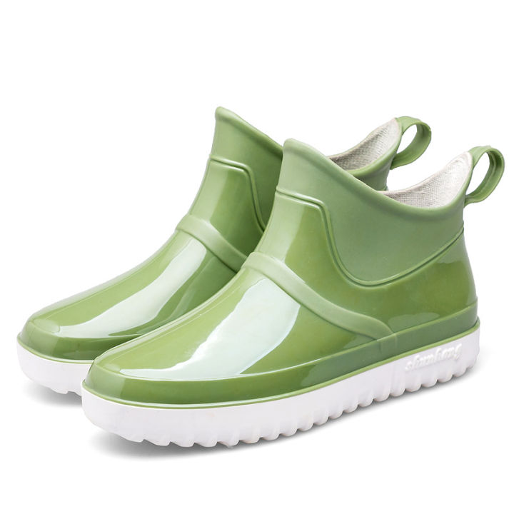 Rain%20bootsMen's%20fashion%20Korean%20version%20of%20trendy%20water%20shoes,%20four%20seasons%20rain%20boots,%20wear%20short%20work%20shoes,%20waterproof%20and%20non-slip%20low-top%20rubber%20shoes%20-%20Image%208
