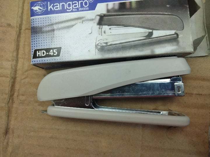 Stapler%20Machine%20Hd-45-Kangaro%20Brand%20-%20Image%202