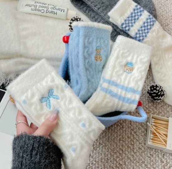 Winter%20Australian%20Velvet%20Socks%20for%20%20girls%20&%20Women%20Thickeneded%20Super%20Warm%20Blue%20Cartoon%20Bear%20Embroidered%20Bow%20Winter%20Mid-Tube%20Sleep%20Socks%20-%20Image%202