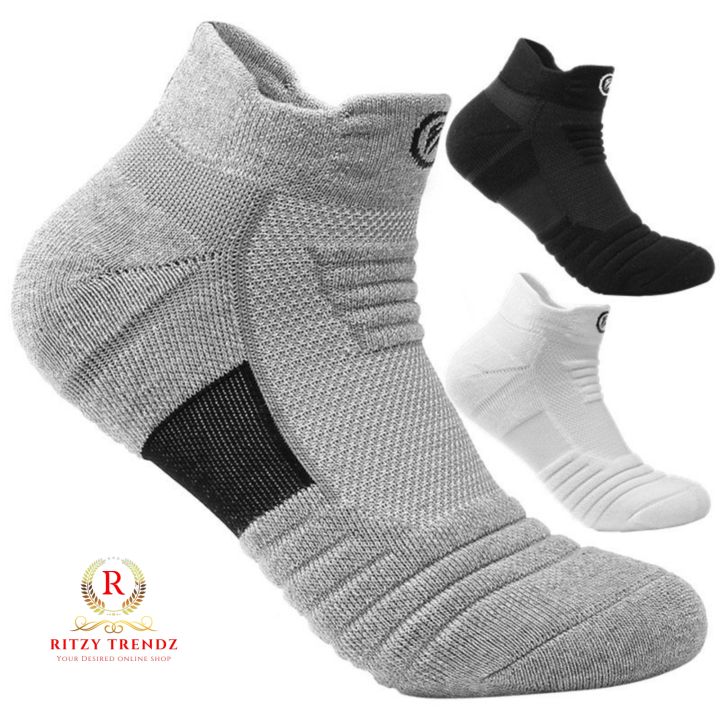 Premium%20Quality%20Anti%20Slip%20&%20Comfortable%20Sport%20Socks%20-%20Image%202