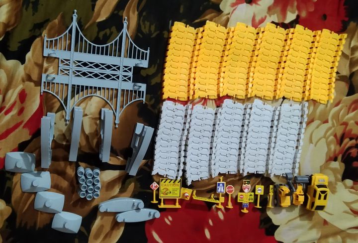 HelloKimi%20Electricity%20Track%20Car%20Toys%20Engineering%20Railcar%20Children%20Educational%20Assembly%20Slot%20Pathway%20Car%20Toys%20DIY%20Track%20Car%20Toys%20Boy%20Toys%20Gray%20Colorful%20Railcar%20Electric%20High-speed%20Track%20-%20Image%206