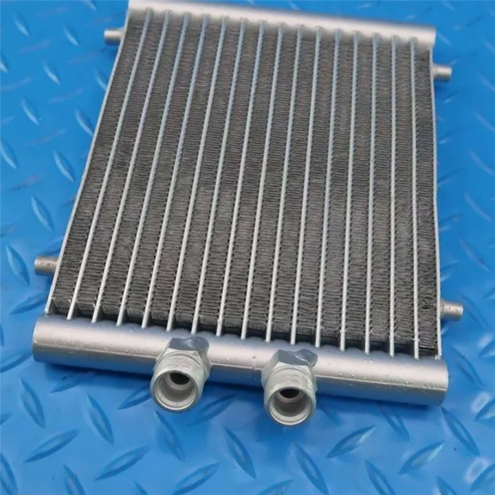 Transmission%20Radiator%204B0317021D%20For%20Flying%20-%20Image%203