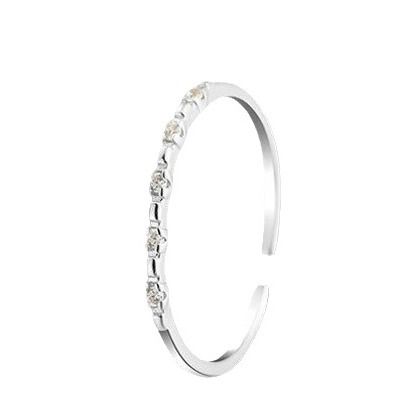 Zircon%20thin%20hoop%20ring,%20delicate%20luxury%20small%20diamond%20ring,%20engagement%20proposal,%20sweet%20wind%20row%20diamond%20gold-plated%20thin%20finger%20ring%20-%20Image%205