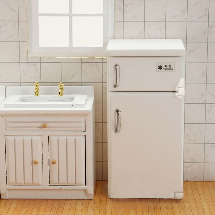 Mini%20Fridge%20for%20Blyth%20Doll%20Toy%201/12%20Miniature%20Fridge%20Model%20Doll%20House%20Fridge%20Retro%20Kitchen%20Appliances%20Blyth%20Doll%20House%20Decor%20-%20Image%204