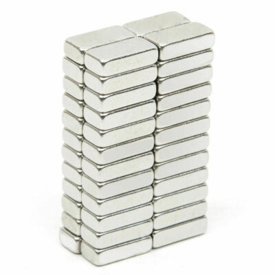 High-Quality%20Mini%20Rare%20Earth%20Neodymium%20Block%20Magnet%2010x5x3mm%20for%20DIY%20and%20Office%20Use%205pis%20-%20Image%203