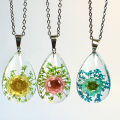 IVR Real Dried Flower Necklace Resin Jewelry With Yongsheng Flower In Resin Necklace Dried Flower For Women. 