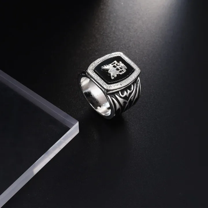 New%20Ring%20Alaric%20Ric%20The%20Vampire%20Diaries%20Revival%20Black%20Engagement%20Ring%20Men%20Steampunk%20Antique%20Enamel%20Ring%20Punk%20Jewelry%20-%20Image%204