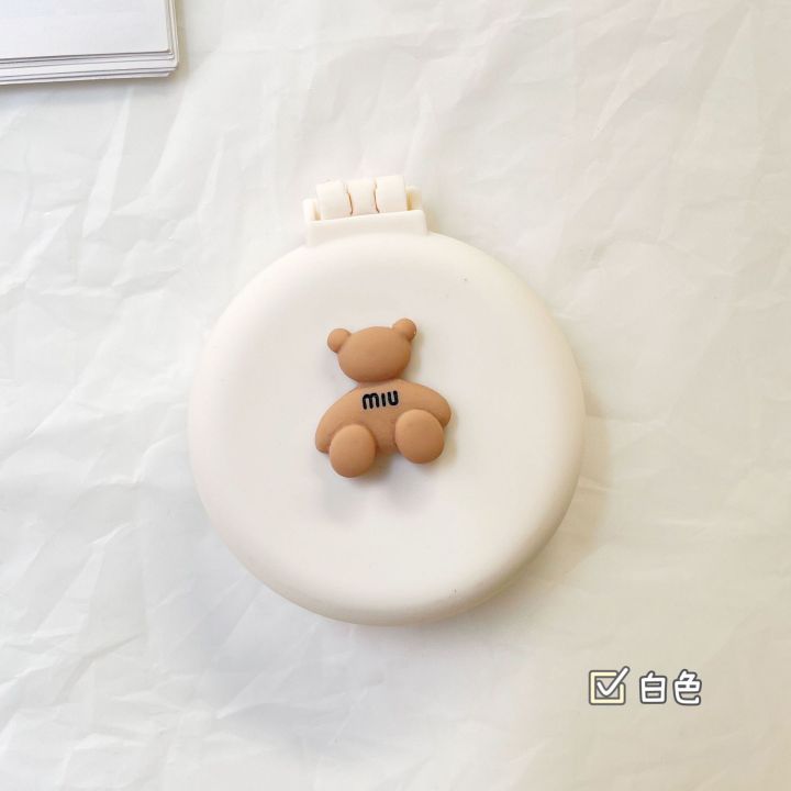 Cute%20Mini%20Mirror%20One%20Piece%20Portable%20Folding%20Air%20Cushion%20Airbag%20Comb%20for%20Kids%20and%20Girls%20-%20Image%206