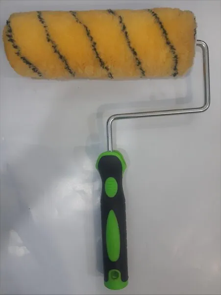 9"%20Cotton%20Paint%20Roller%20Brush%20with%20Rubber%20grip%20Handle%20-%20Image%202