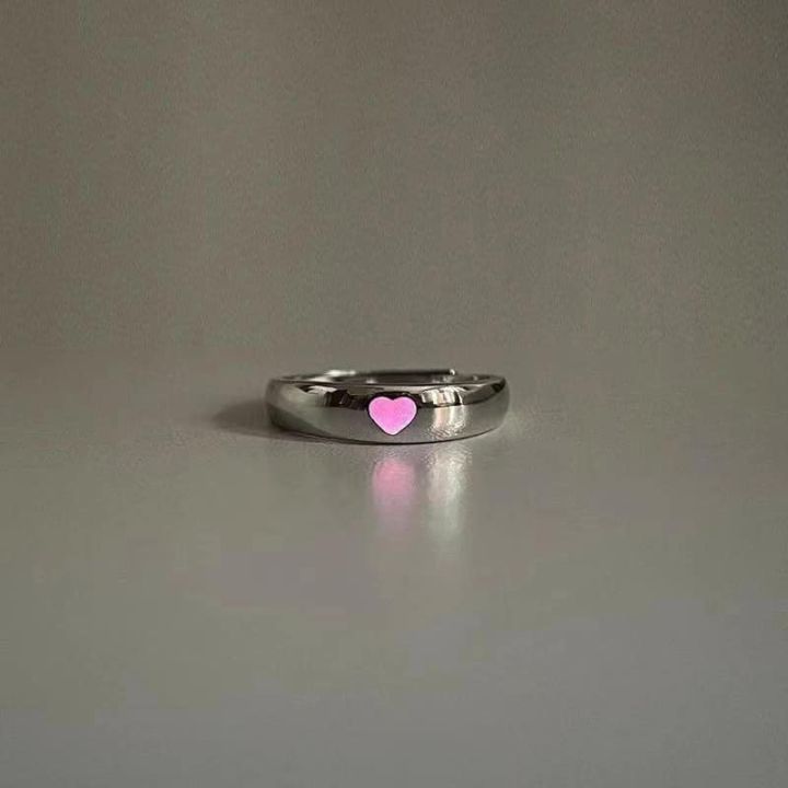 1pcs%20Glow%20In%20The%20Dark%20Heart%20Detail%20Cuff%20Ring%20-%20Image%204