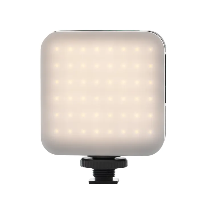 SmallRig%20P96%20Mini%20Video%20LED%20Light%202700-6500k%20CRI%2095%20Portable%20Built-in%20Lithium%20Battery%20Type-C%20Port%20Multiple%20Mounting%20Ways%20Lamp%20-%20Image%204