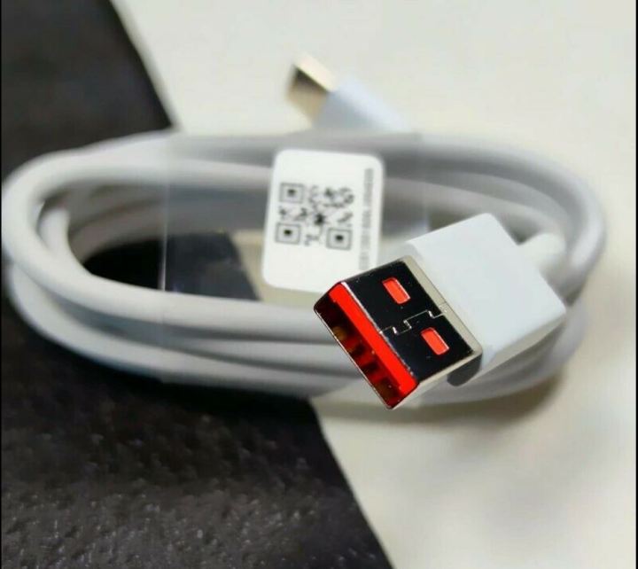 33W%20Xiom.i%20Turbo%20Charger,%20can%20quickly%20charge%20-Type%20-C%20-%20Image%204