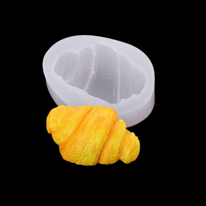 Steamed%20Cake%20Making%20Tool%20Silicone%20Bread%20Candle%20Mold%20Simulation%20Croissant%20Shape%20Mousse%20Cake%20Mold%20Creative%20French%20Bread%20Molds%20Soap%20Aromatherapy%20Candle%20Making%20Shell%20-%20Image%204