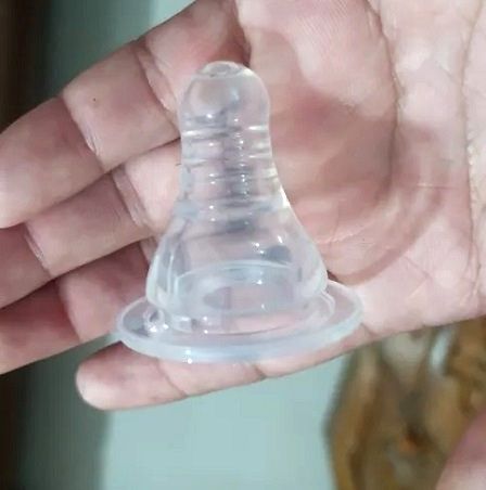 Silicone%206m+%20Baby%20Natural%20Felling%20Wide%20Mouth%20Feeding%20Bottle%202PcsNipples%20for%20Bottle%20-%20Image%203