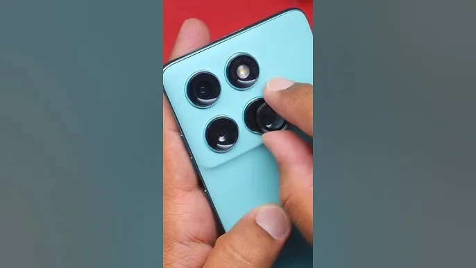Camera%20ring%20For%20Motorola%20%20Edge%2060%20Stylus/%20Edge%2060%20Fusion%20/Edge%2060/Edge%2060S/%20Edge%2060%20pro%20HD%20Tempered%20Metal%20Glass%20ring%20protector%20-%20Image%203