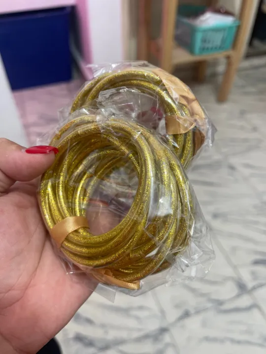 9Pcs/set%20Glitter%20Jelly%20Bangles%20Bracelets%20Set%20for%20Women%20Glitter%20Filled%20Jelly%20Silicone%20Bracelets%20for%20Girls%20-%20Image%208