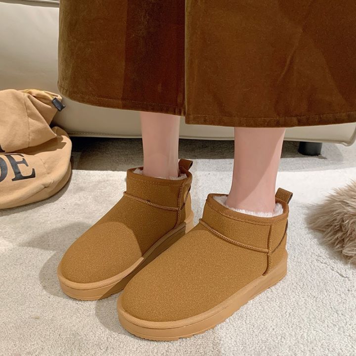 Thick-soled snow boots women's 2023 new autumn and winter fur integrated short tube thick-soled warm fashion cotton shoes wholesale