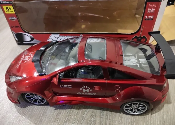 Sports%20Car%20Wireless%20Transformer%20Car%20Toy%20With%20Hand%20Sensor%20Radio%20Control%20Transformer%20RC%20Car%20Remote%20Control%202%20In%201%20Kids%20Toy%20-%20Image%205