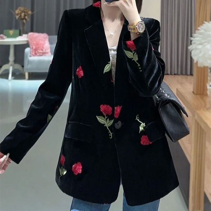 Autumn Winter New Elegant Floral Embroidery Women's Velvet