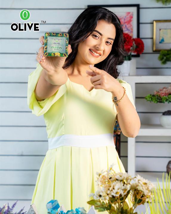 OLIVE PAPAYA BRIGHTENING DAY CREAM