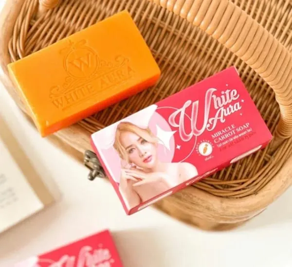 White%20Aura%20miracle%20carrot%20soap%20160gm%20-%20Image%202