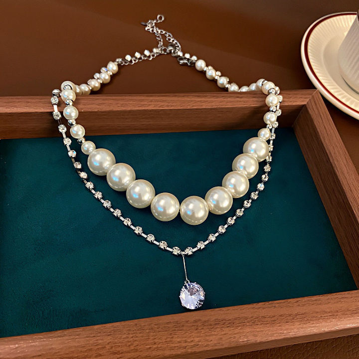 Diamond%20Drop%20Flower%20Pearl%20%20Necklace%20-%20Image%205