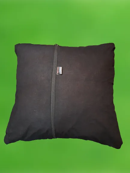 Hater%20kaj%20cushion%20cover%20or%20mosquit%20net%20cover%20%20red/black---1%20pic%20-%20Image%202