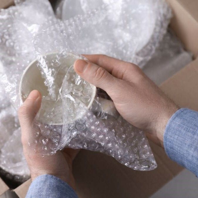 Bubble%20Wrap%20Packaging%20Material%2005%20to%20100%20Feet%20-%20One%20Side%20Bubble%203mm%20Bubble%20Size%20%7C%20Width%2039%20Inch,%20Long%205%20to%20100%20Feet%20Premium%20Quality%20-%20Image%205